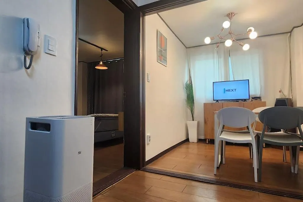 K-1 Hongdae Yeontral Park Apartment Seoul 0*,