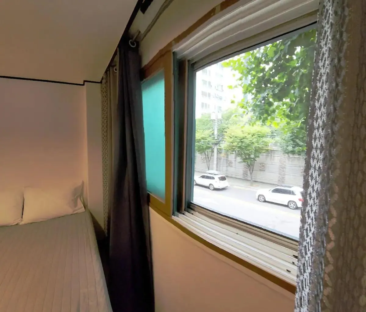 K-1 Hongdae Yeontral Park Apartment Seoul